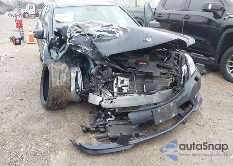 2010 Mercedes-Benz E 550 4Matic from USA, damaged, VIN WDDHF9AB9AA125960